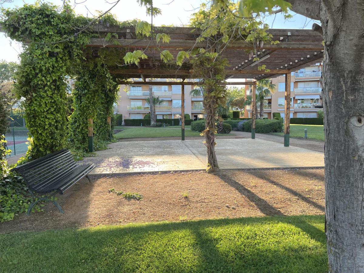 La Bovila Apartment With Exceptional Yard Platja d'Aro Kültér fotó